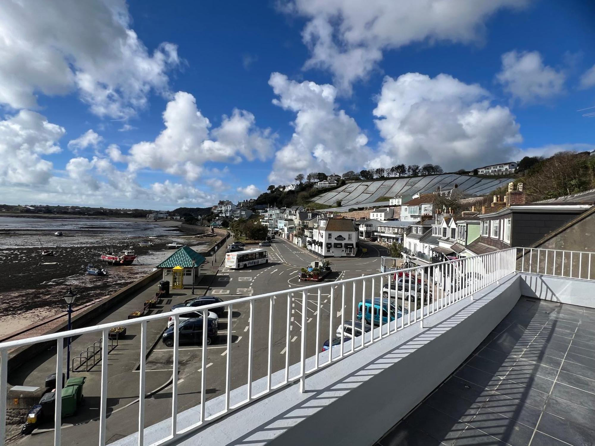 Seascale Hotel & Restaurant Gorey 외부 사진